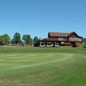Golden Oak GC: clubhouse